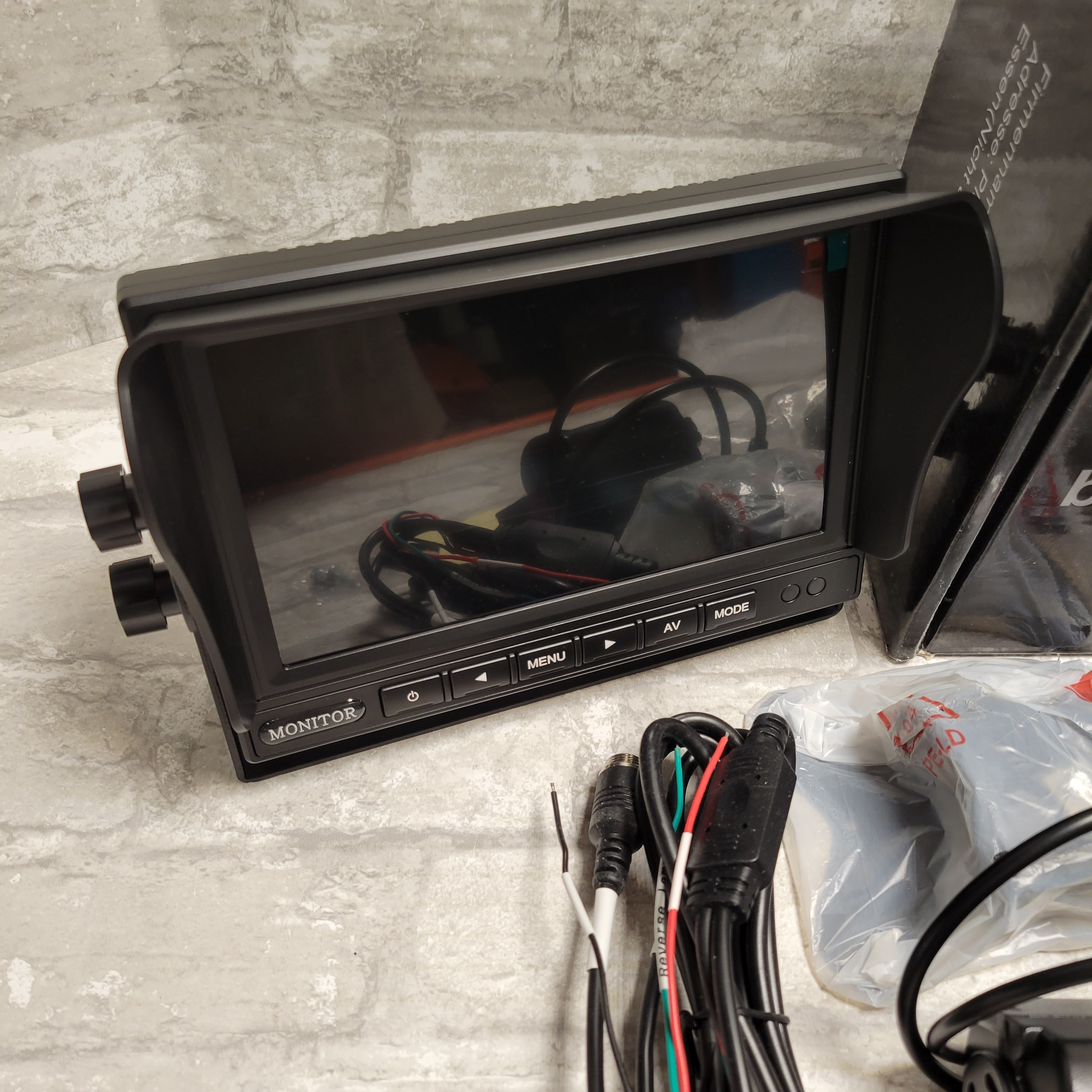 7" Monitor Bus Backup Camera System With Remote (8045409796334)